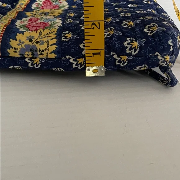 Vera Bradley retired Maison Floral navy blue/yellow Drawstring Backpack - Picture 11 of 11